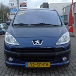 Peugeot 1007 (6)