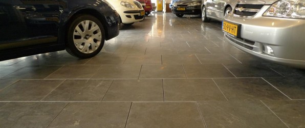 Nieuwe showroom vloer