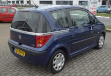 Peugeot 1007 (8)