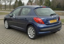 Peugeot 207  (8)