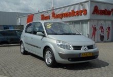Renault Scenic (9)