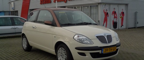 Lancia Ypsilon